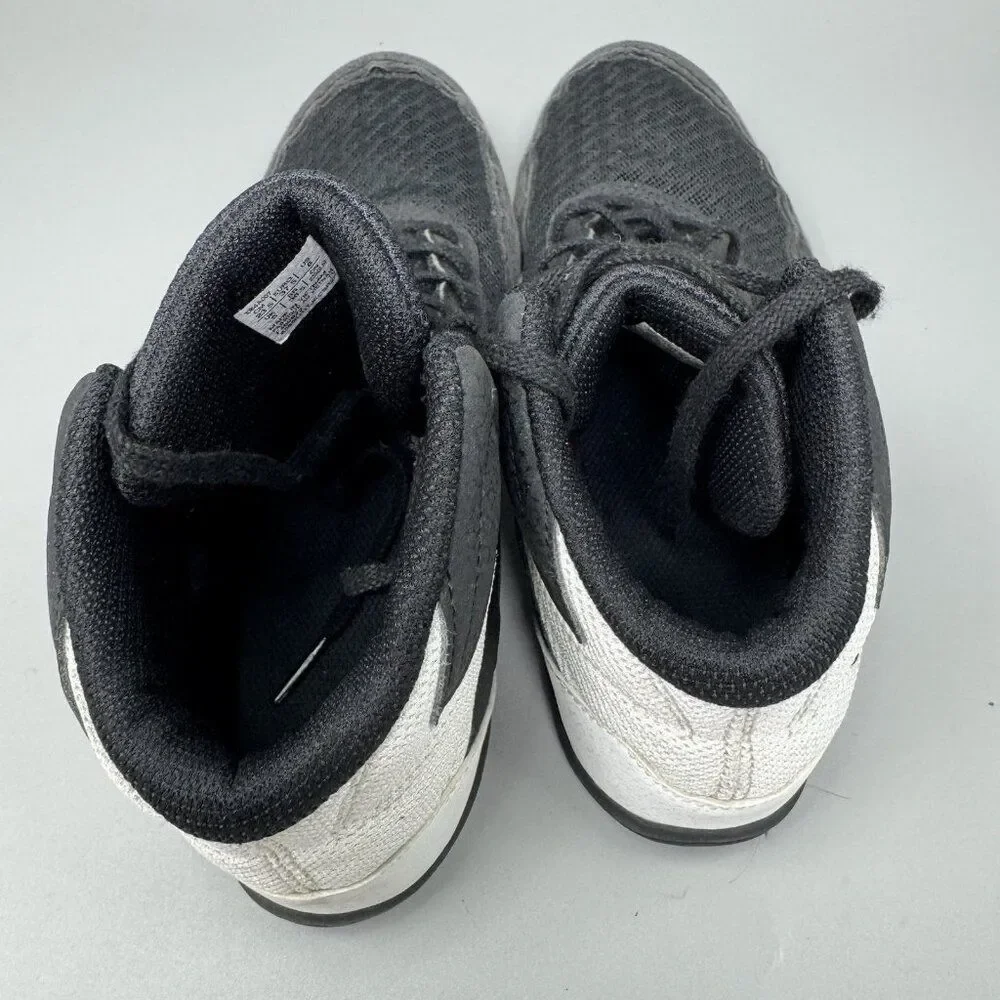 ASICS MATFLEX 6 Youth Size 6  Wrestling Shoes 1084A007 Black/White/Silver Unisex